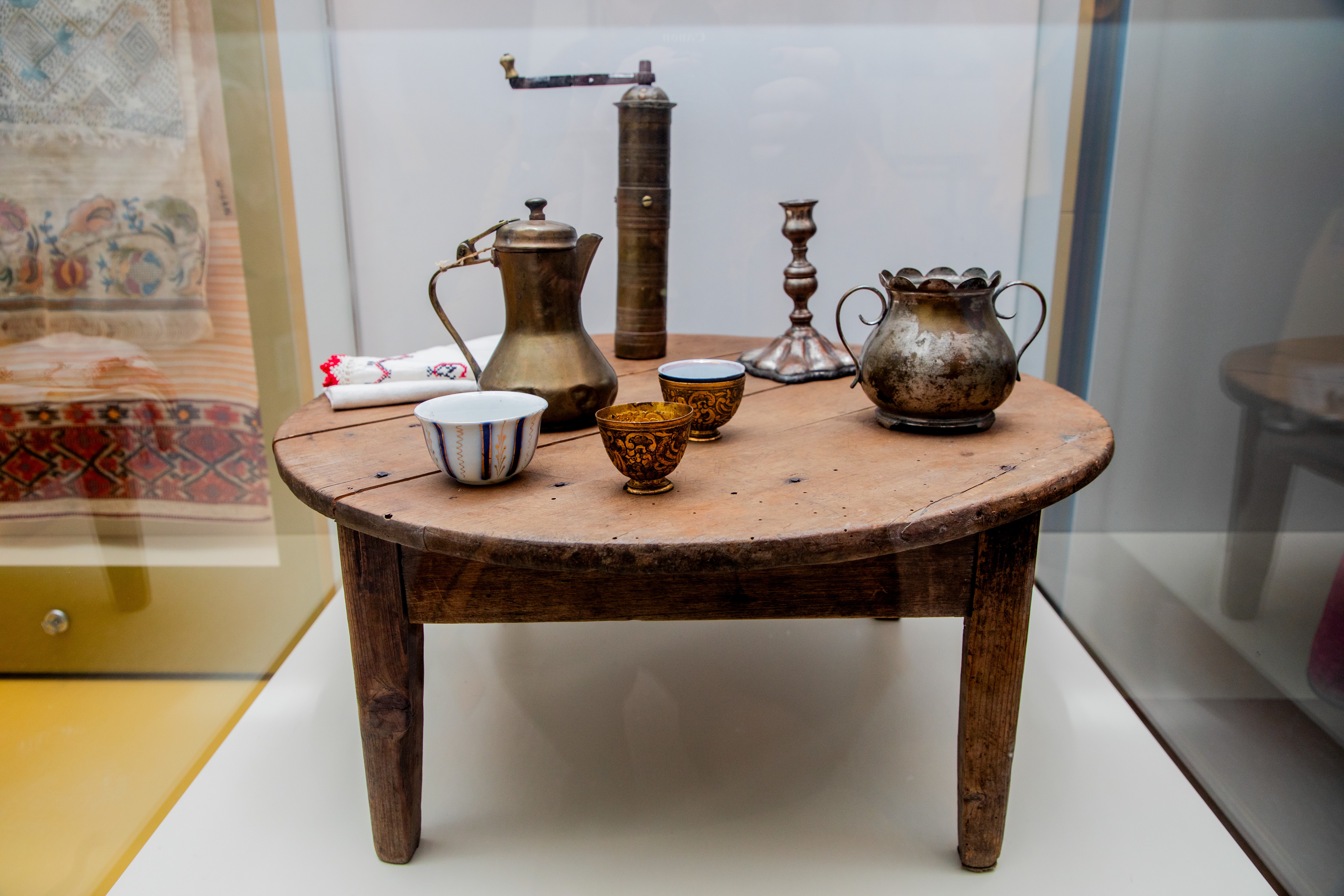 Все грани культуры народов Крыма - на выставке в РЭМ3