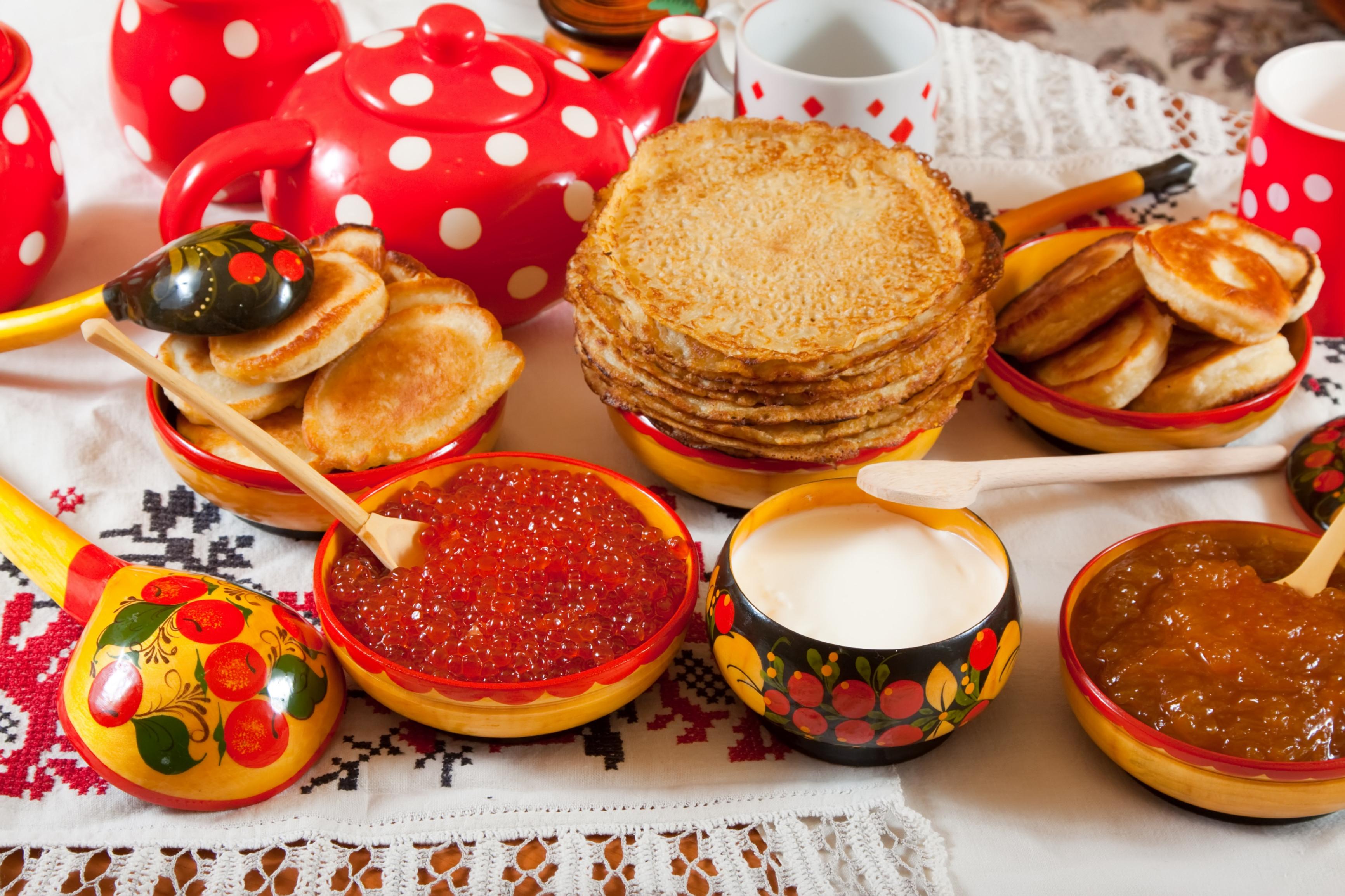 https://ru.freepik.com/free-photo/pancake-with-red-caviar_1631751.htm#fromView=search&page=1&position=5&uuid=0d2e2b37-cc44-4dbd-9105-02fa4ef11bed