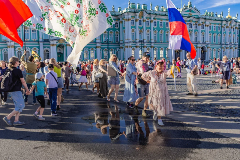 В России появился новый праздник – День хороводов