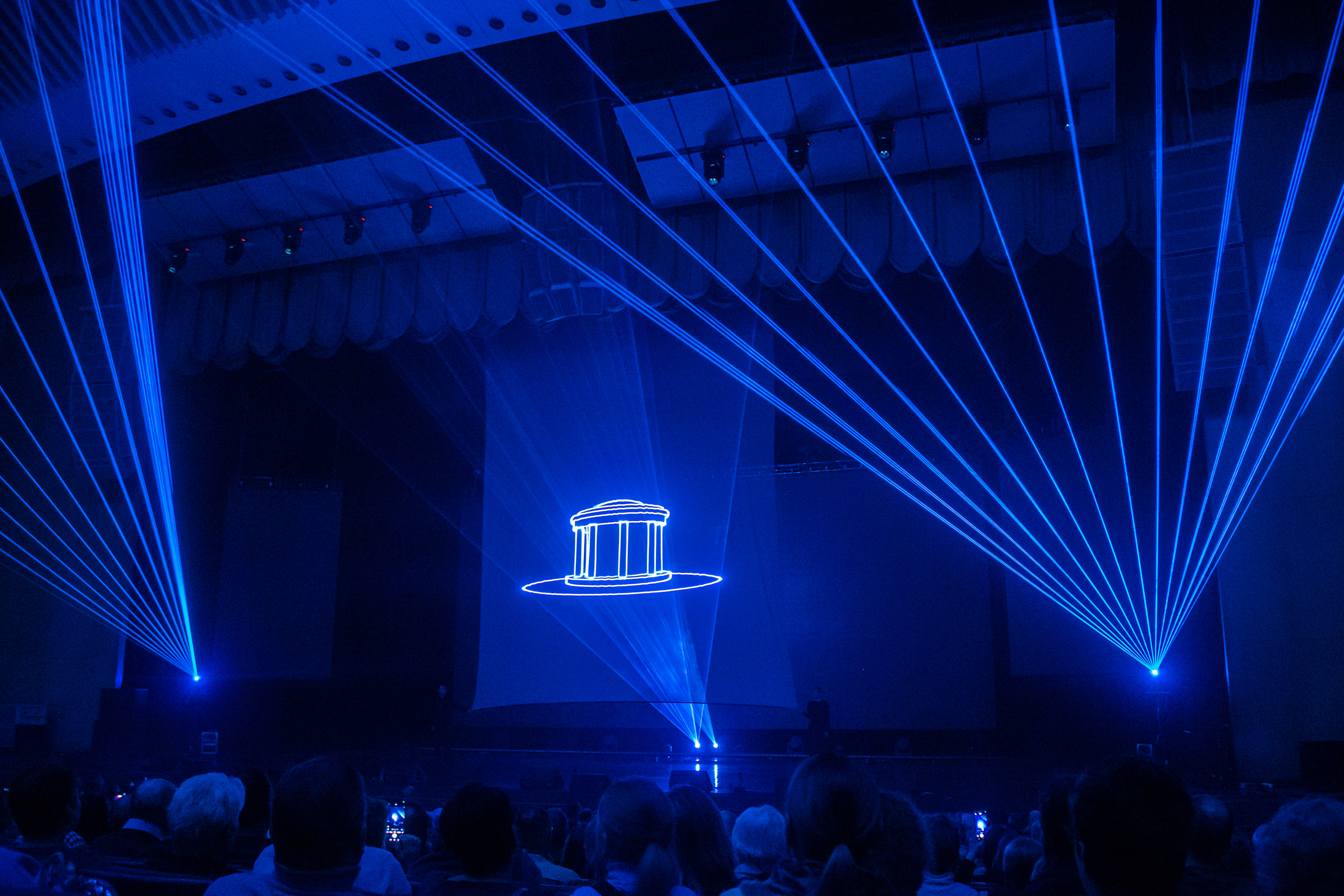 В БКЗ «Октябрьский» отметили 100-летие Всероссийского общества глухих22