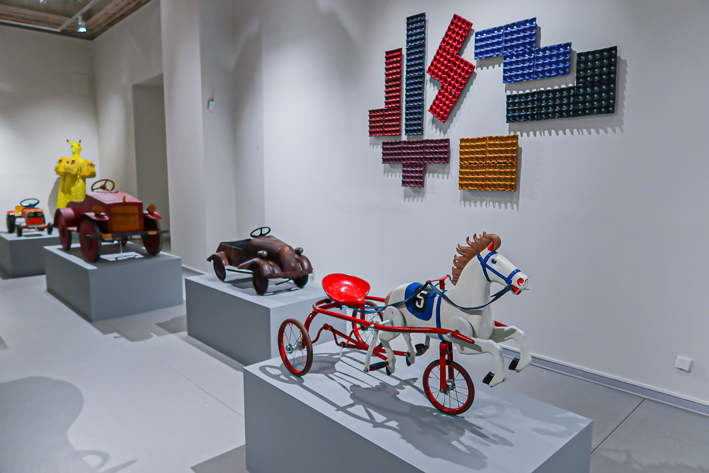 В Мраморный дворец «Взрослым вход разрешен»24