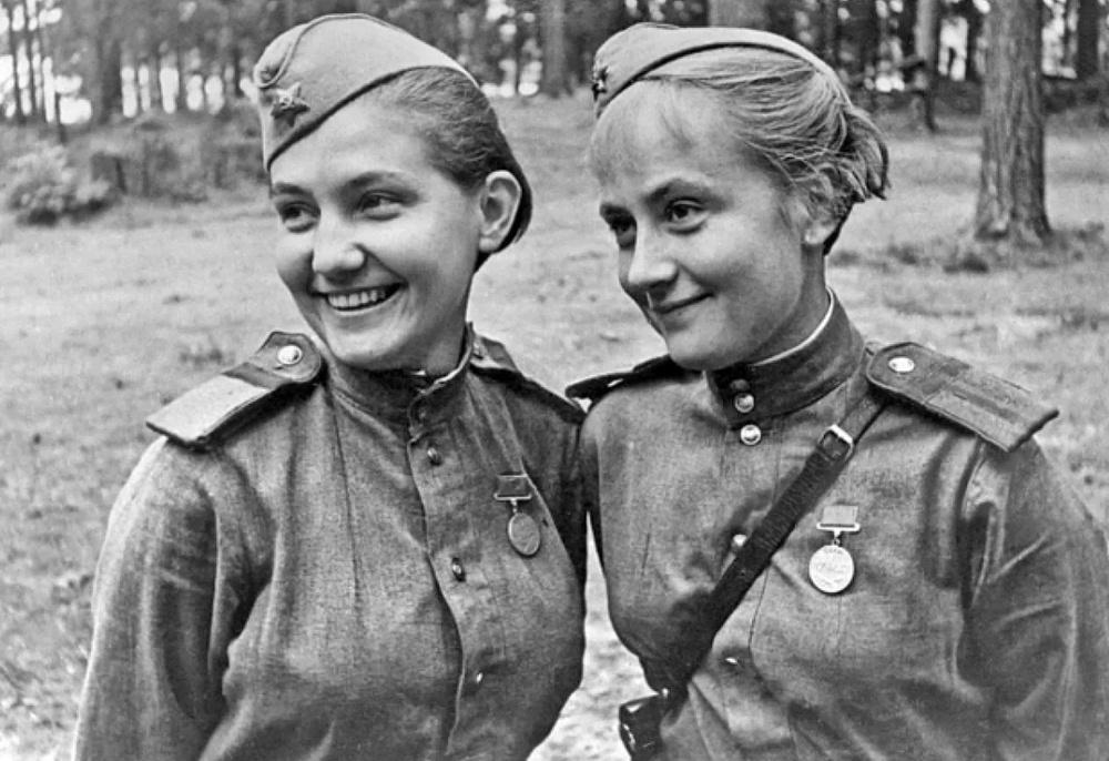 https://spb.aif.ru/pobeda/u-voyny-ne-zhenskoe-lico-no-v-gody-vov-oni-srazhalis-naravne-s-muzhchinami