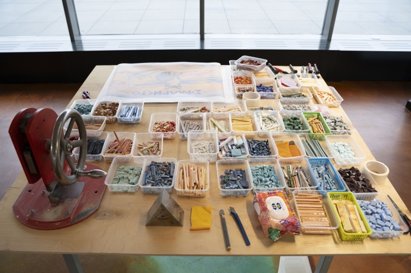 В галерее Заренкова новая выставка посвящена благодарности 