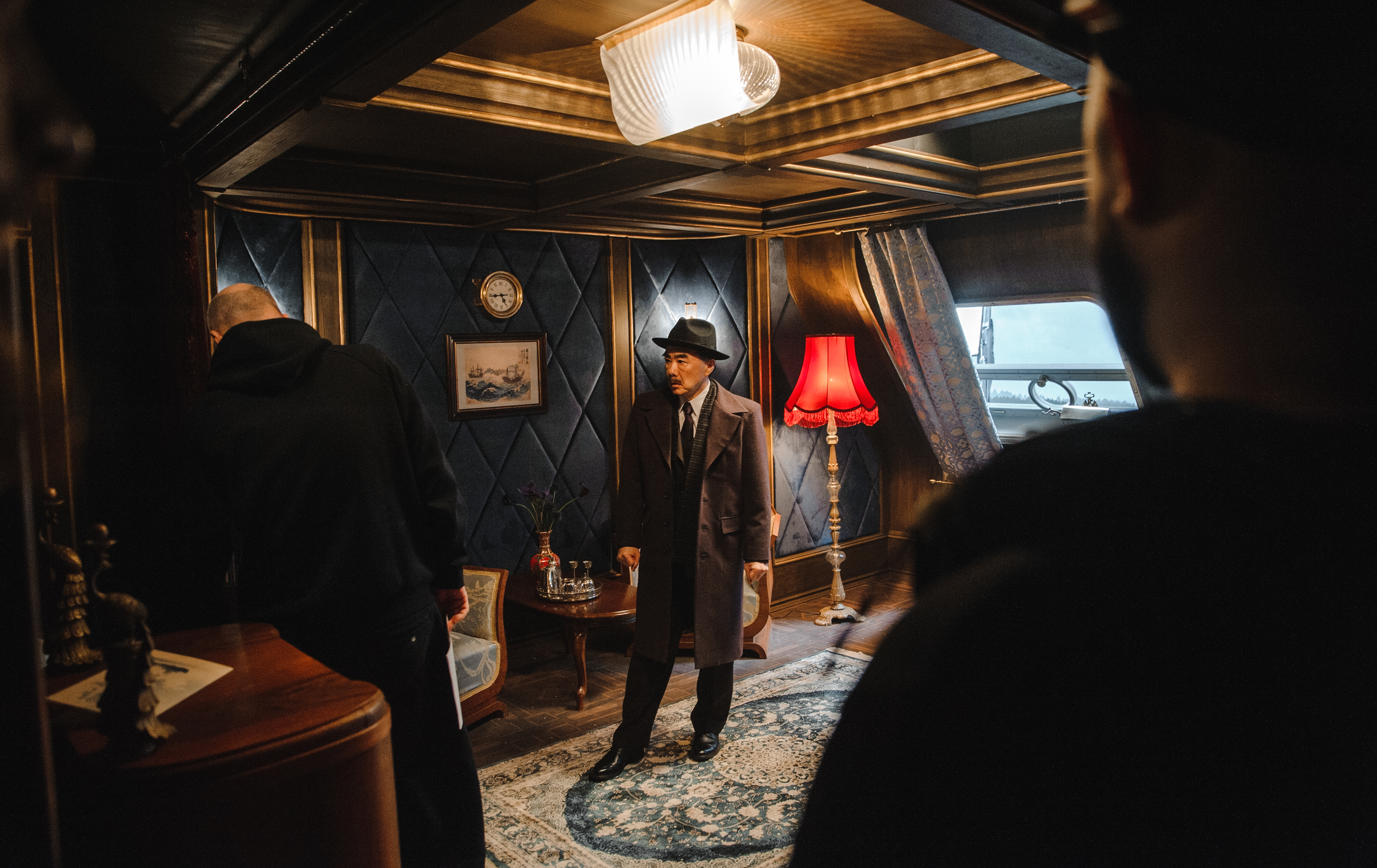 «Красный шёлк» станет чёрным: начались съёмки детективного экшена с Милошем Биковичем и Максимом Матвеевым6