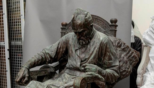 Скульптура Ивана Грозного из Музея истории религии отправится на выставку в Москву