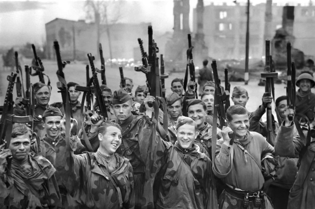 «Ленинградская битва. Путь к Победе» - выставка в Музее артиллерии1