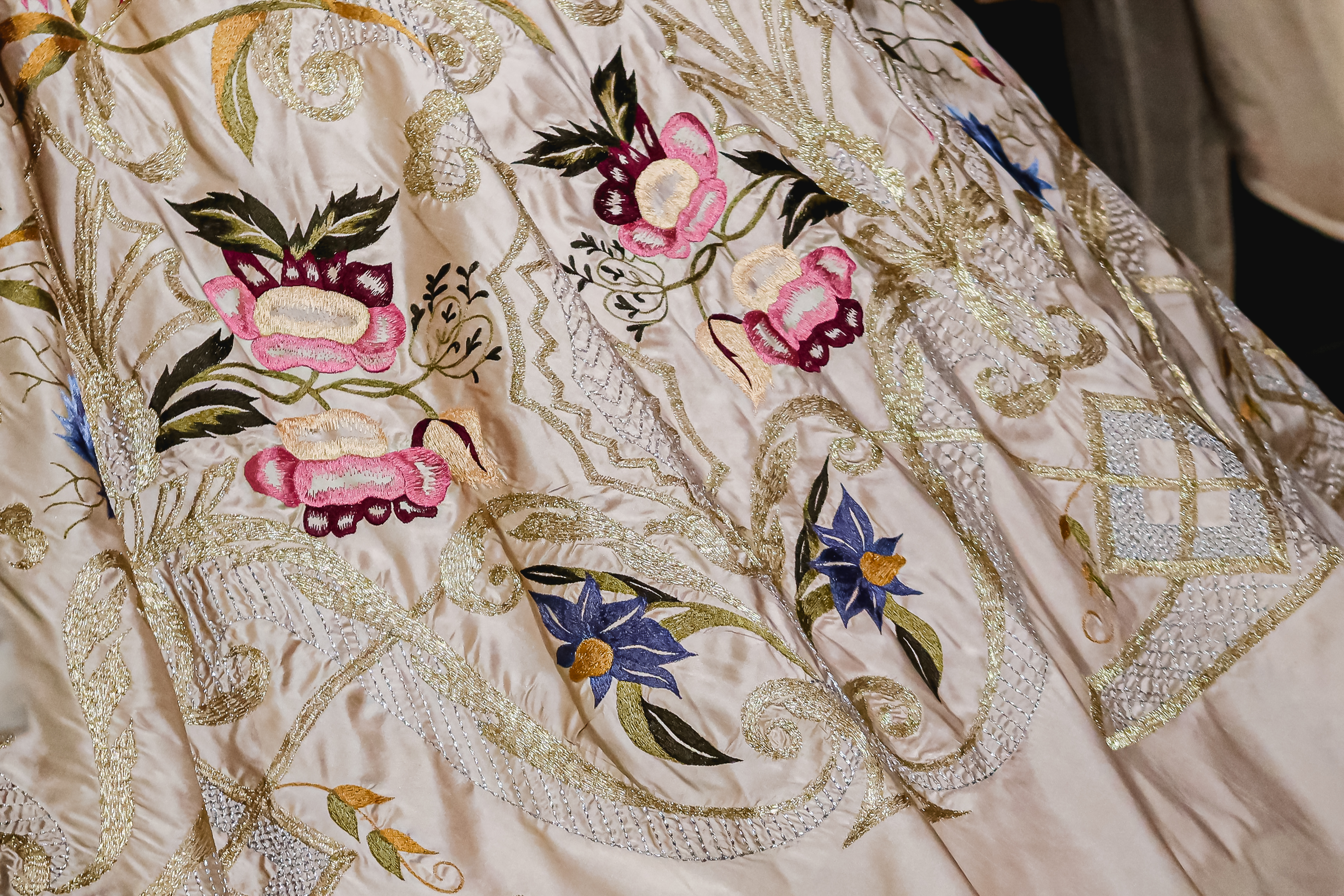 Эрмитаж показывает наследие петербургских модельеров от Меликовой до Бухинника14