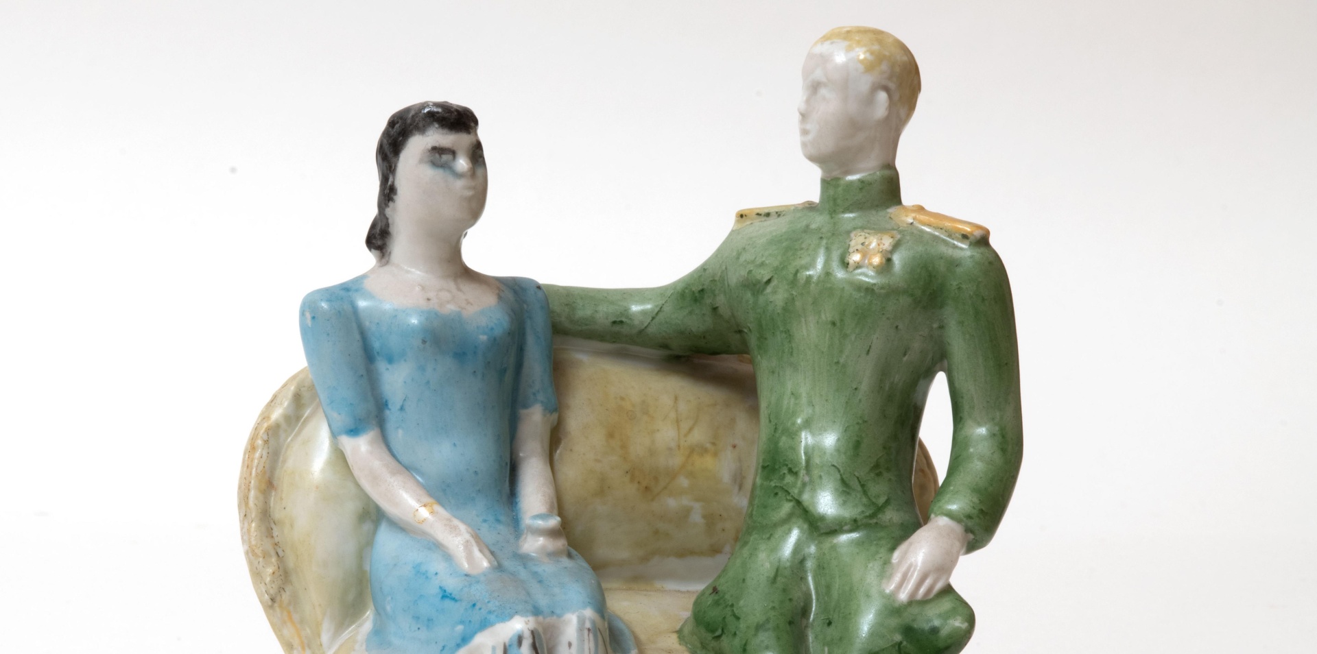 Обложка: Шурига П.Н. Офицер с девушкой. (Разговор). 1945. 