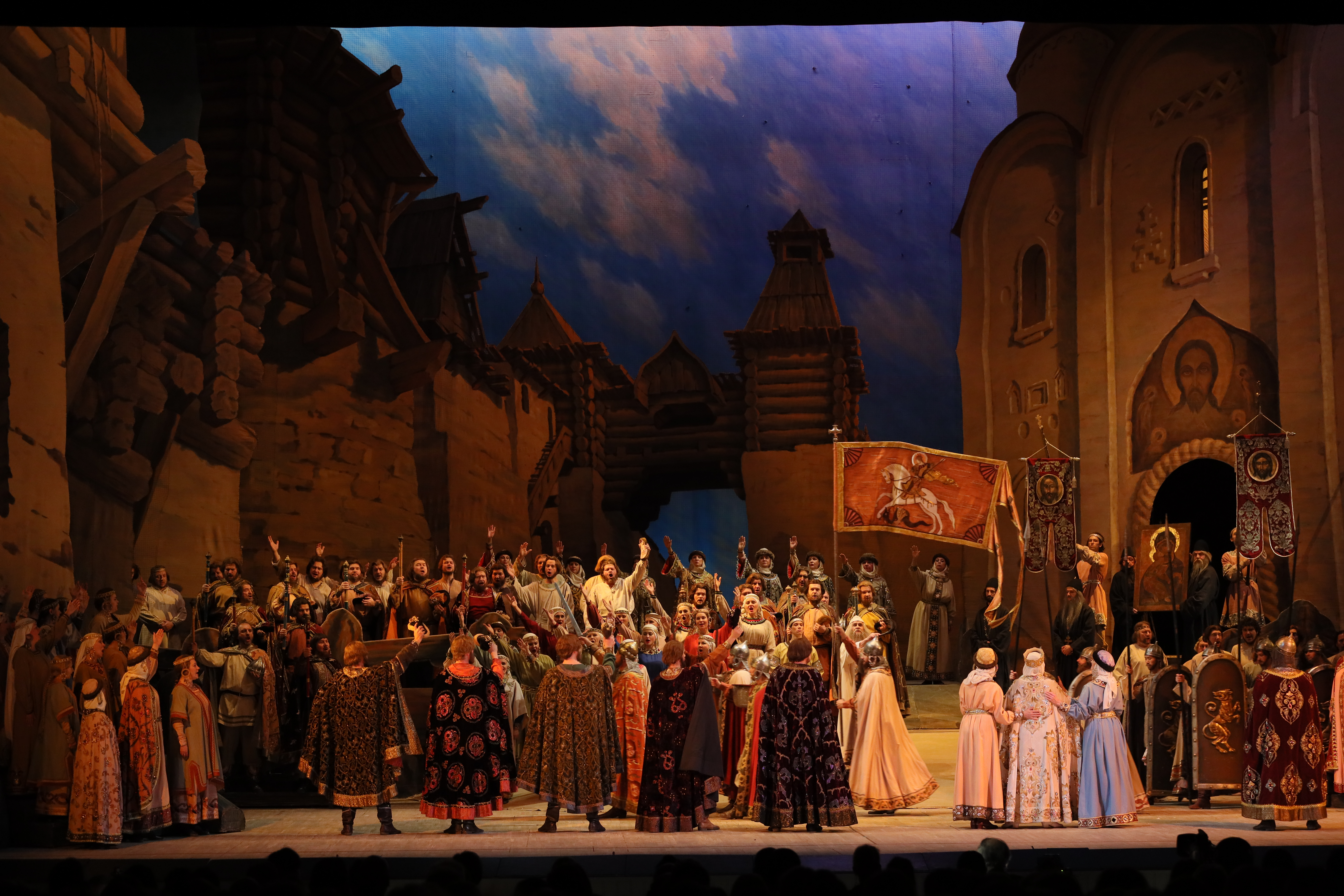 Мариинский раскрыл планы на майские праздники 7