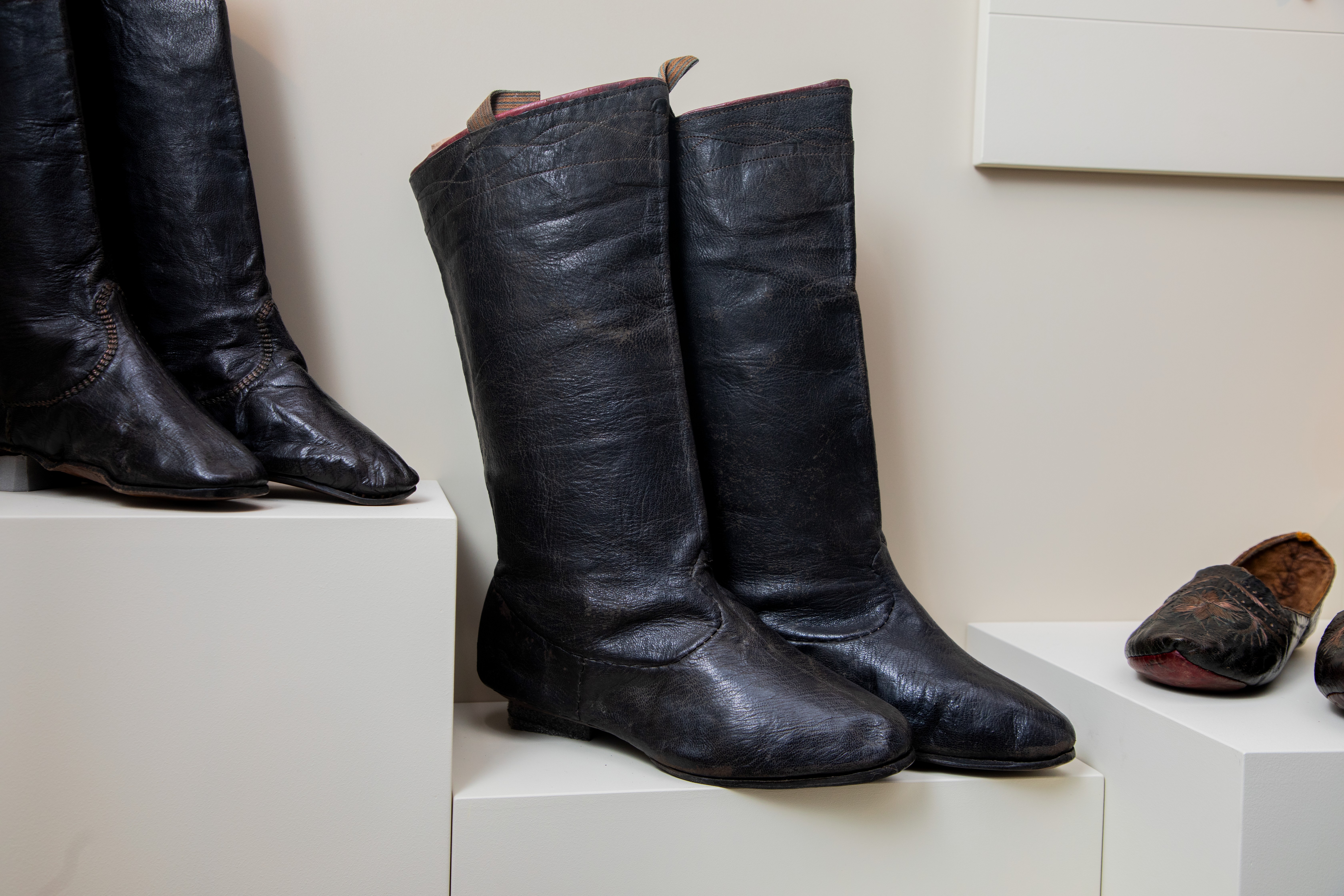 Все грани культуры народов Крыма - на выставке в РЭМ1