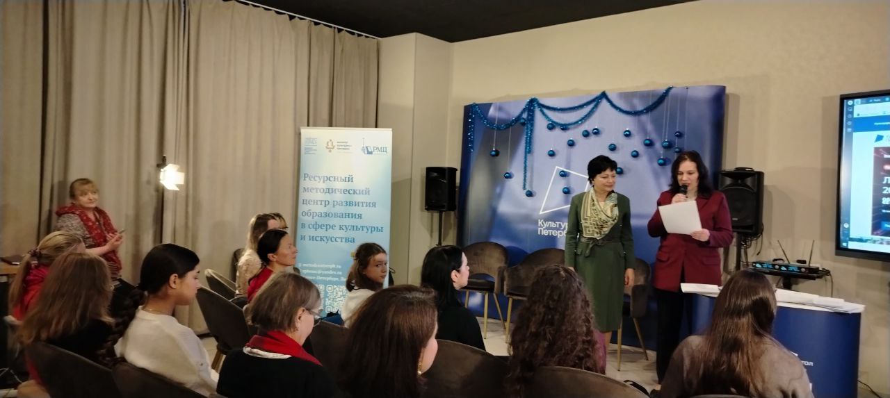 В медиацентре «Культура Петербурга» юных художников поздравили с победой 3