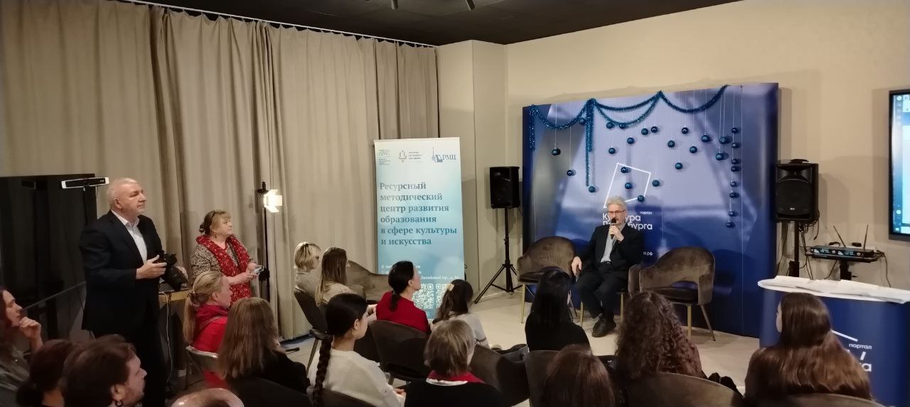 В медиацентре «Культура Петербурга» юных художников поздравили с победой 6