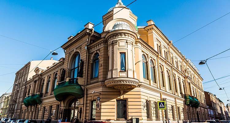 Лист, Дворжак и Сен-Санс прозвучат в Екатерининском собрании