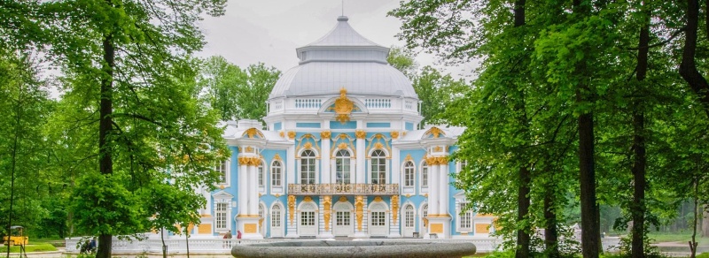 Обложка: «Эрмитаж» открыл летний сезон 