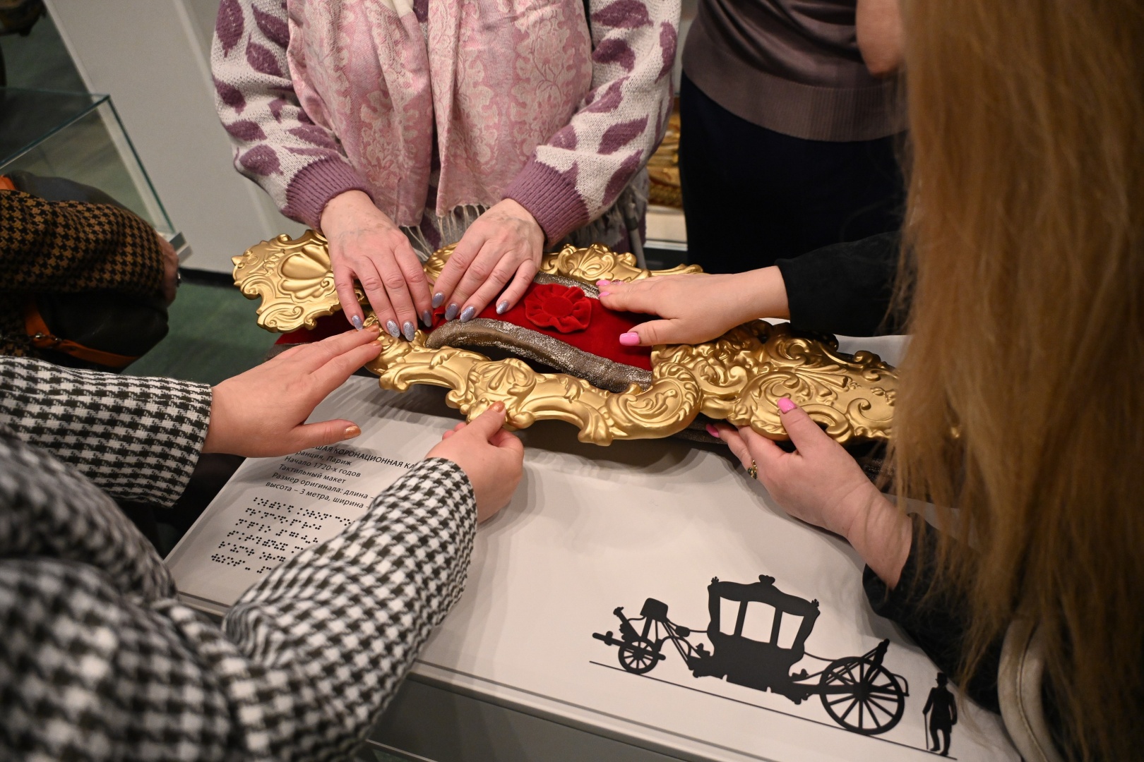 Фестиваль «Искусство в ощущениях» объединяет Эрмитаж и сообщества людей с инвалидностью