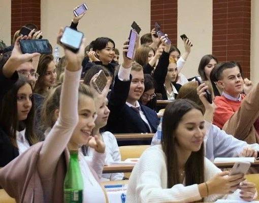 Петербуржцев приглашают к участию в «Финансовом диктанте»