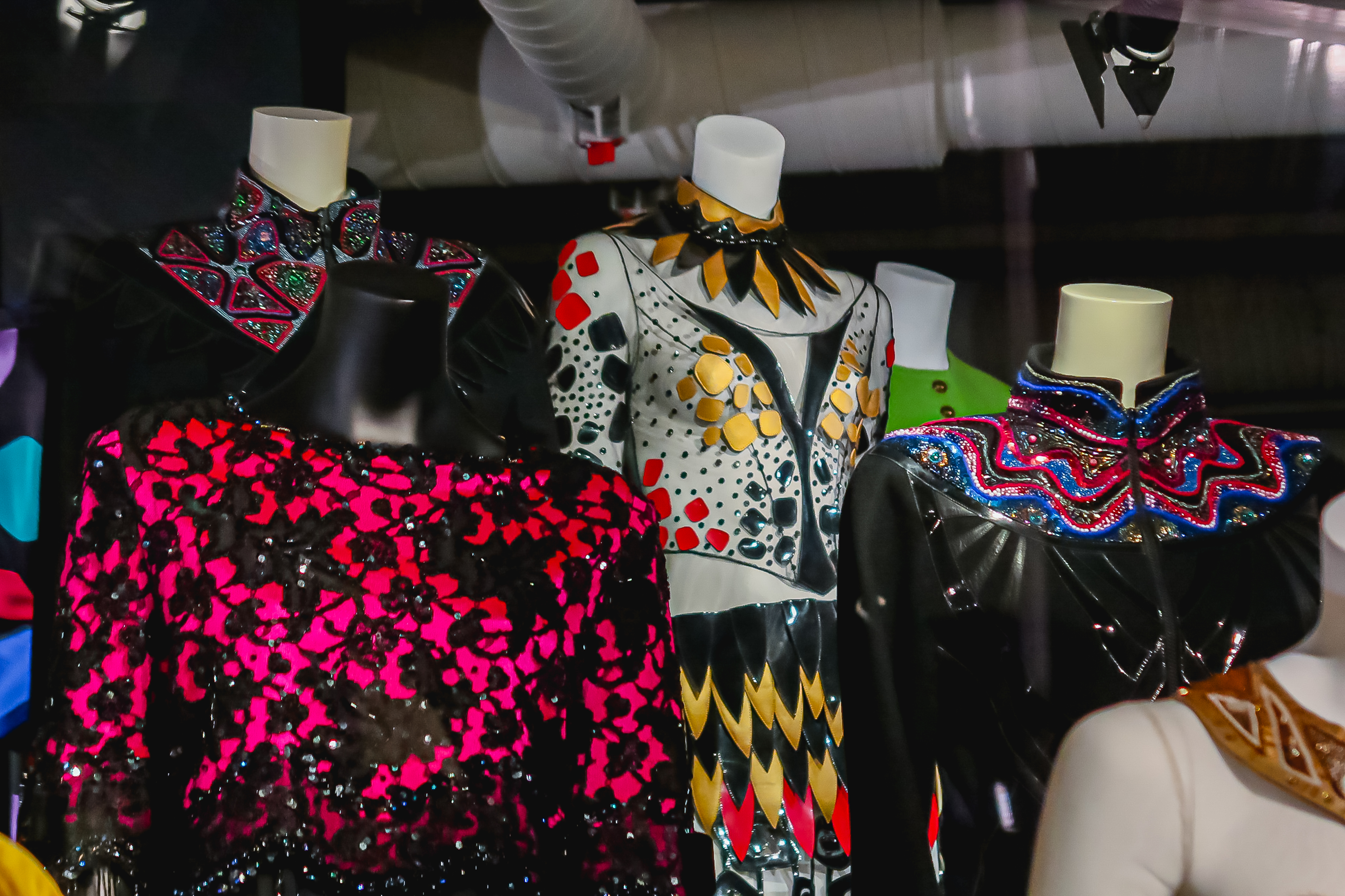 Эрмитаж показывает наследие петербургских модельеров от Меликовой до Бухинника21