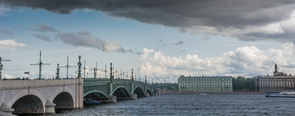 Городу мостов ко Дню мостов - редчайшие документы на Сенатской площади