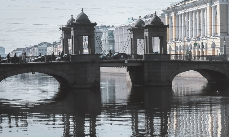 Городу мостов ко Дню мостов - редчайшие документы на Сенатской площади