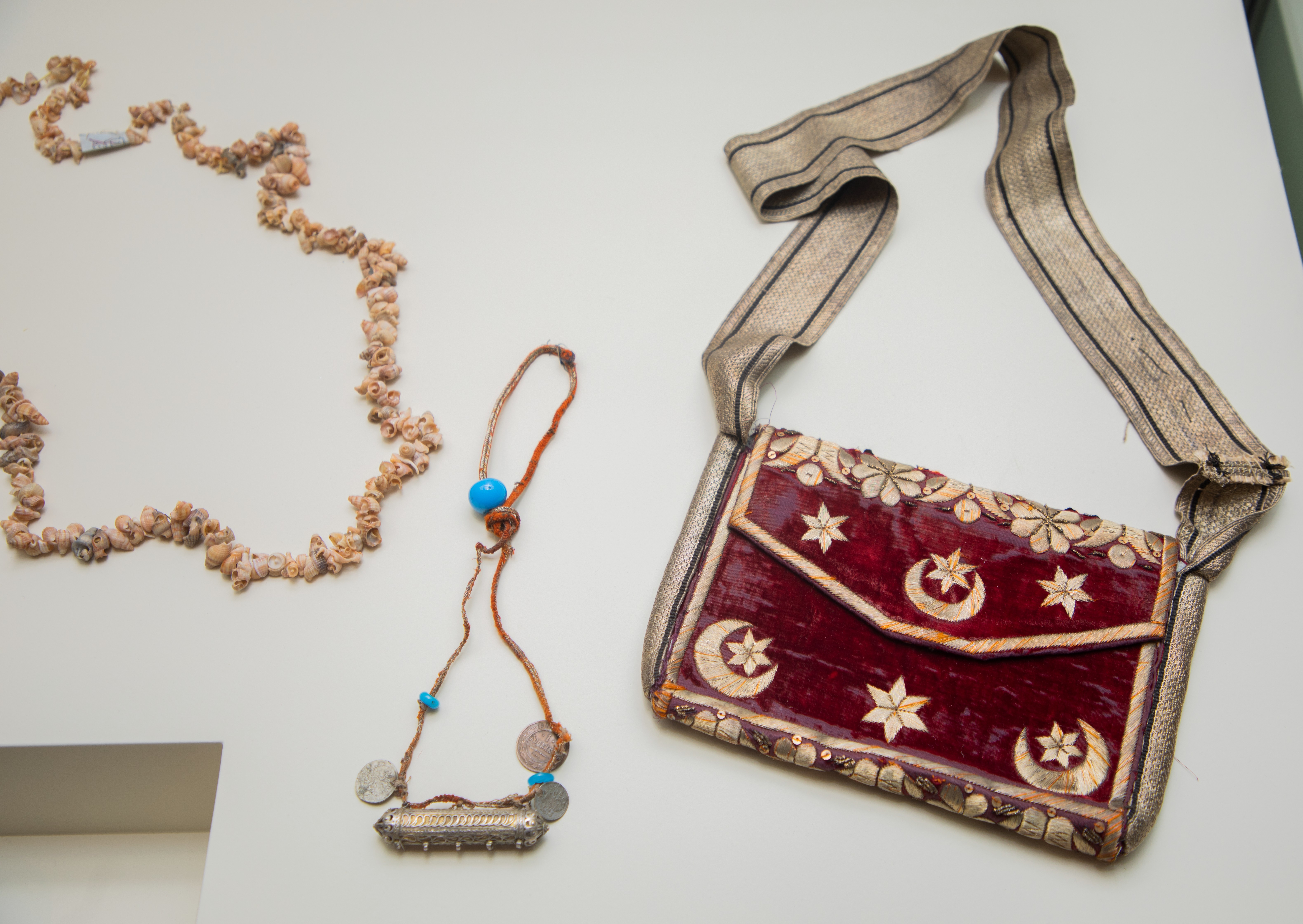 Все грани культуры народов Крыма - на выставке в РЭМ4