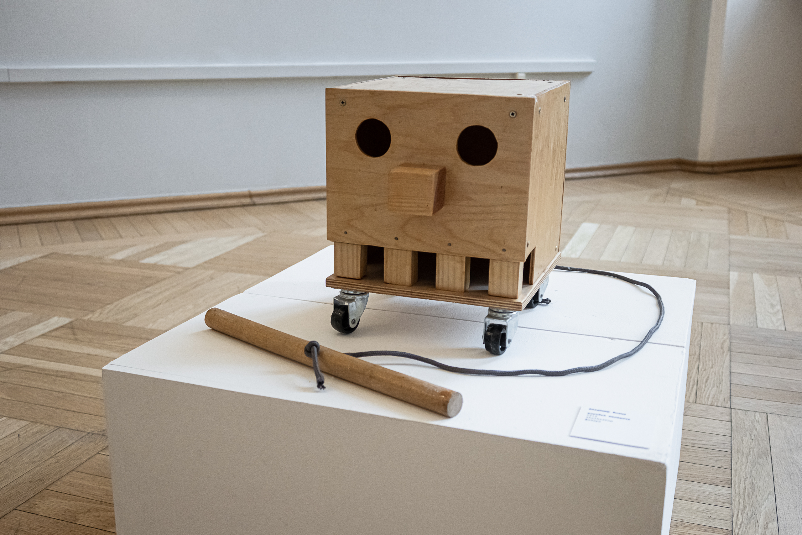 «Игры, в которые играют люди»: в Русском музее исследуют близость и контроль9