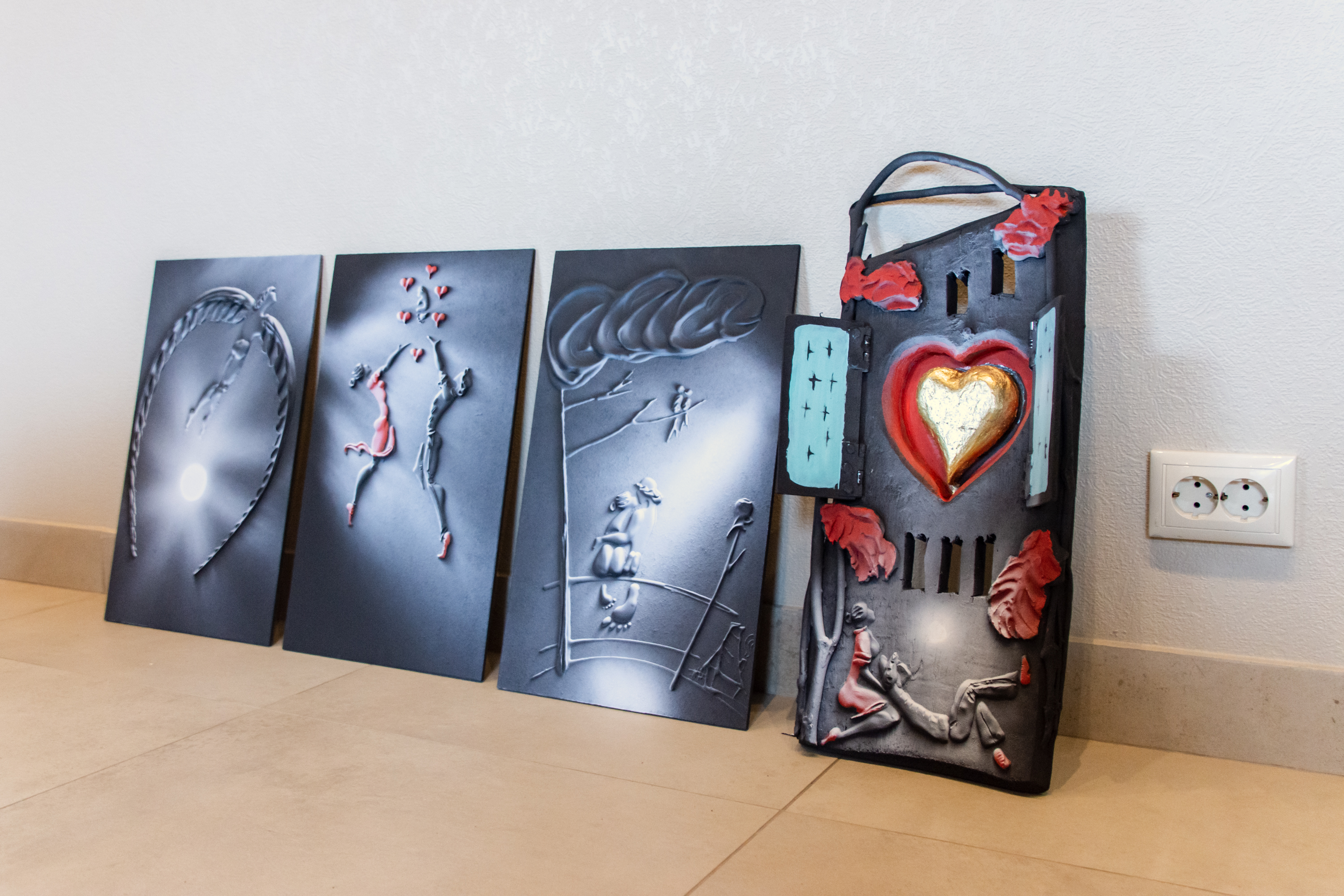 В медиацентре «Культура Петербурга» открылась выставка аэрозольной живописи Алены Логиновой 12