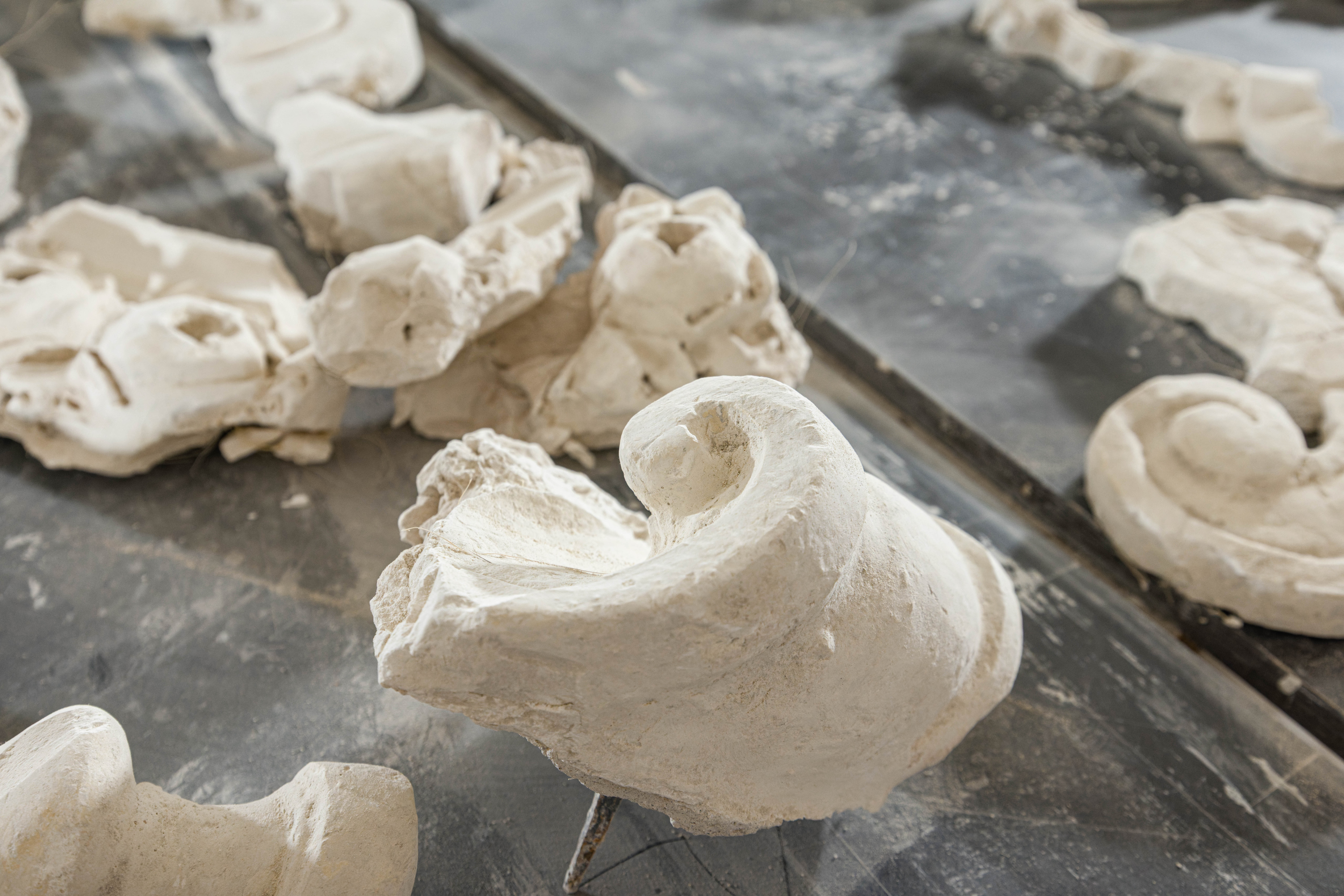 В дымовой трубе Дома Радио нашли барельеф 1910-х годов5