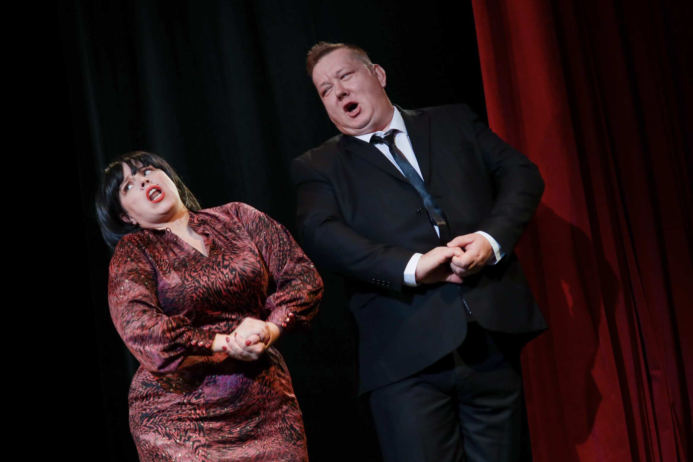 В Северной столице показали, как старшее поколение поёт на жестовом языке15