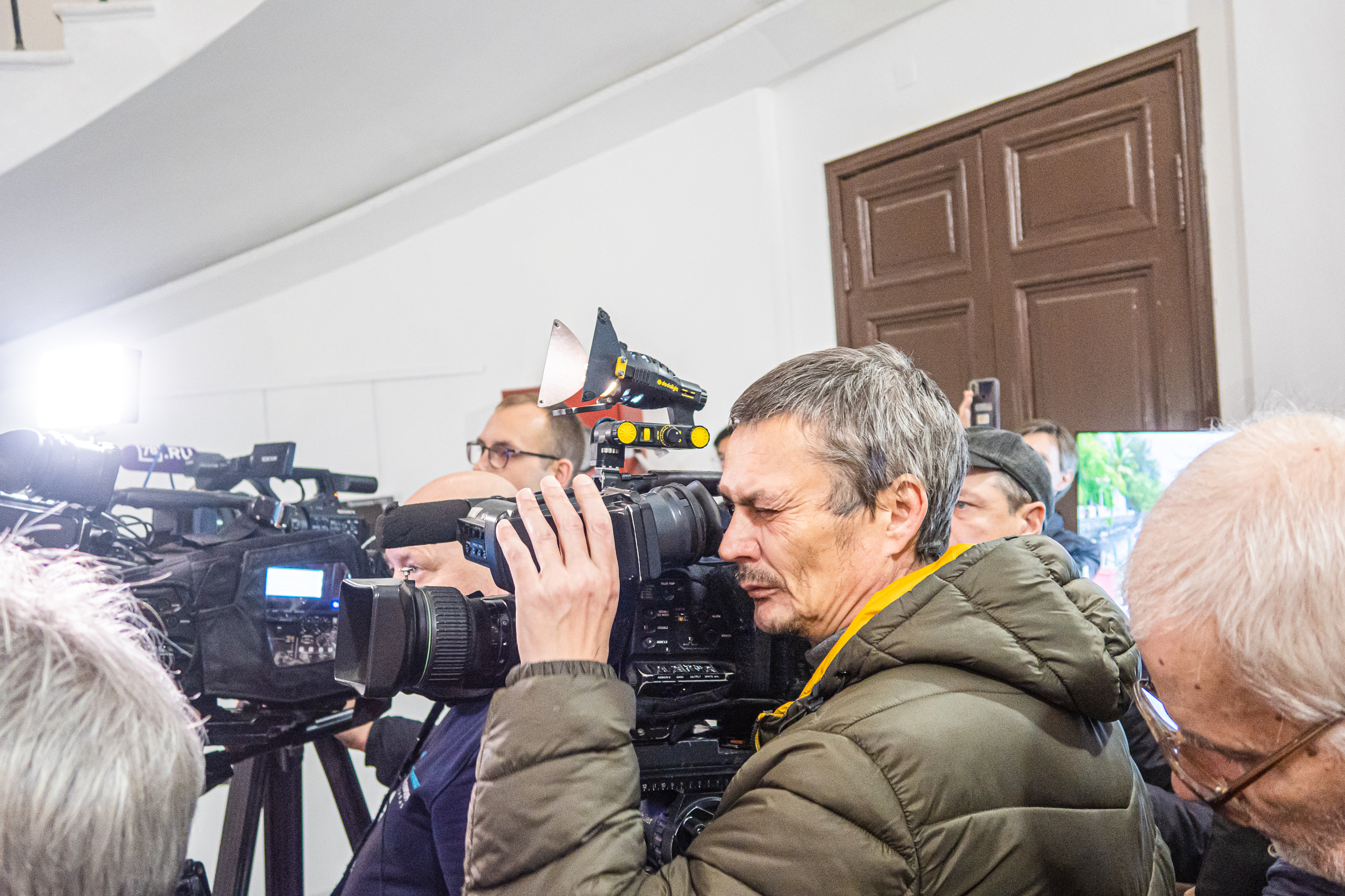 Винтовая лестница в Союзе художников становится новой площадкой для российско-китайских проектов22