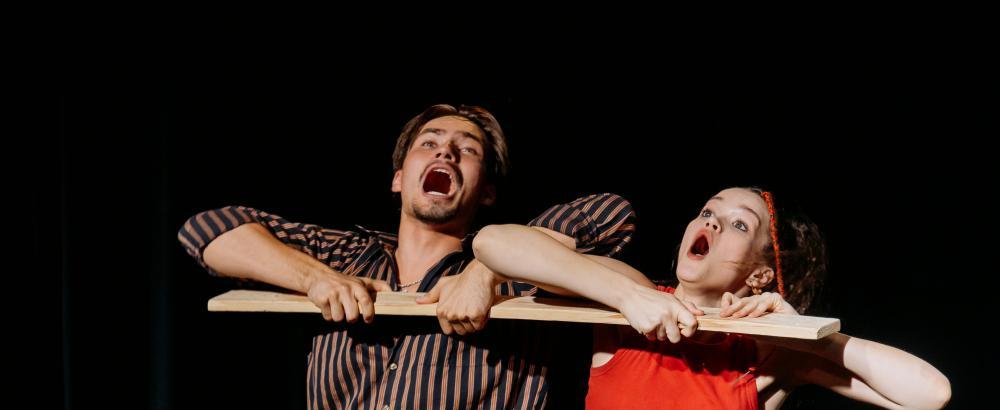 В театре «На Моховой» поставили «Человека-амфибию» по Беляеву