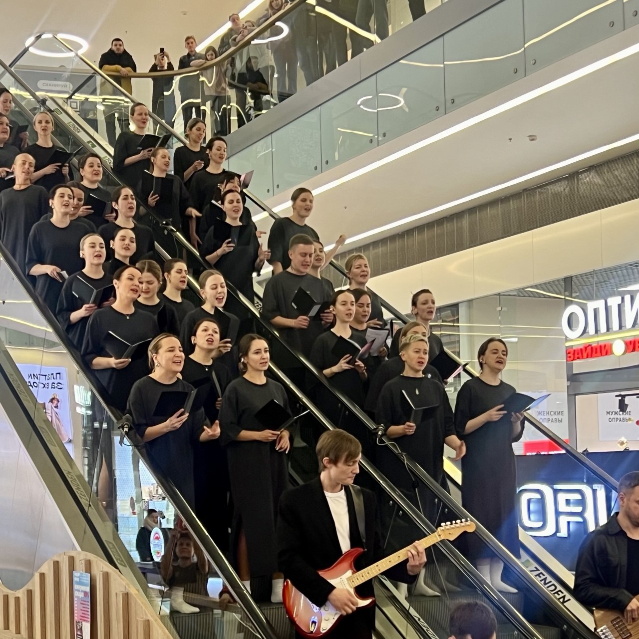 «Хор на весь двор» запоёт о любви  1