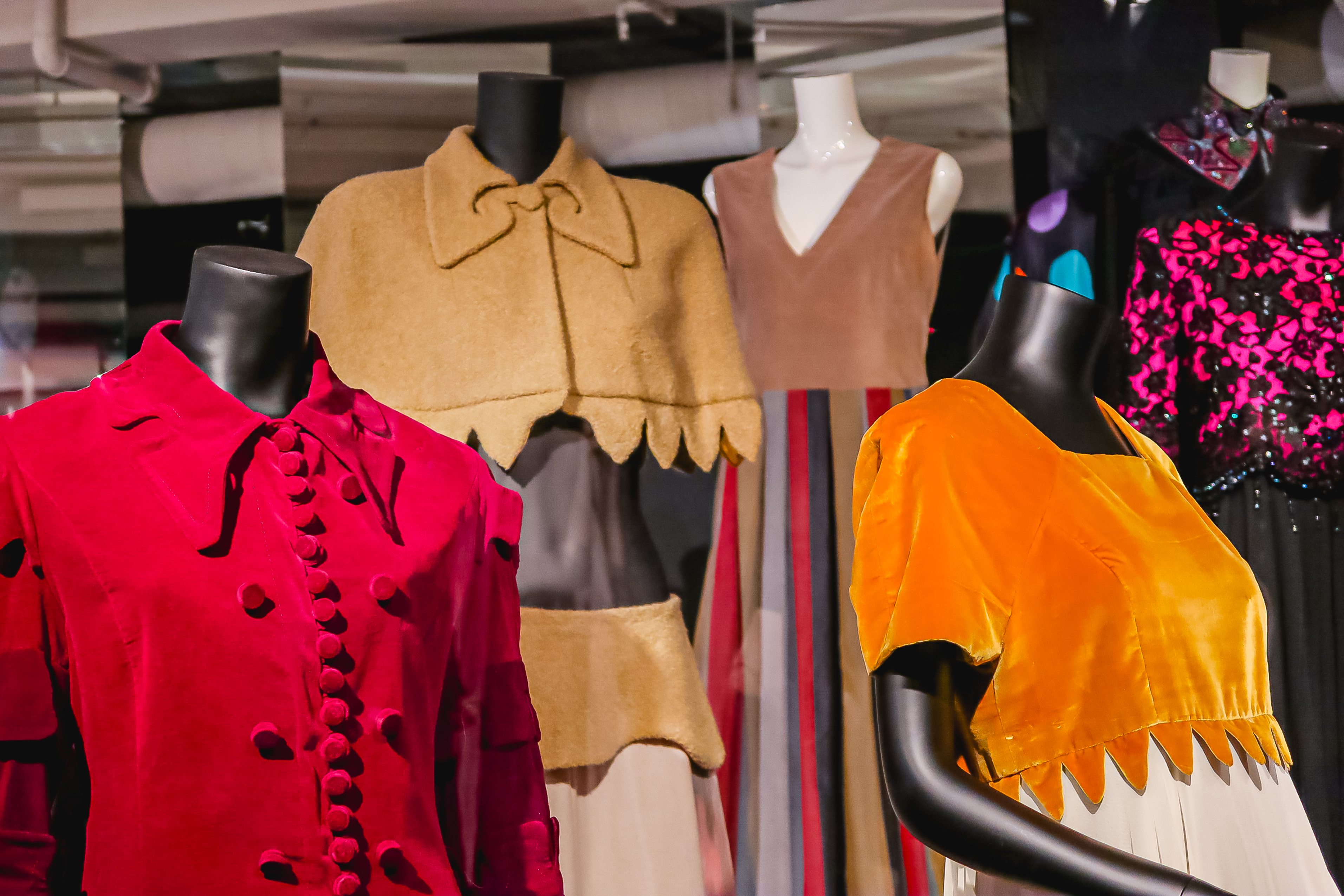 Эрмитаж показывает наследие петербургских модельеров от Меликовой до Бухинника19