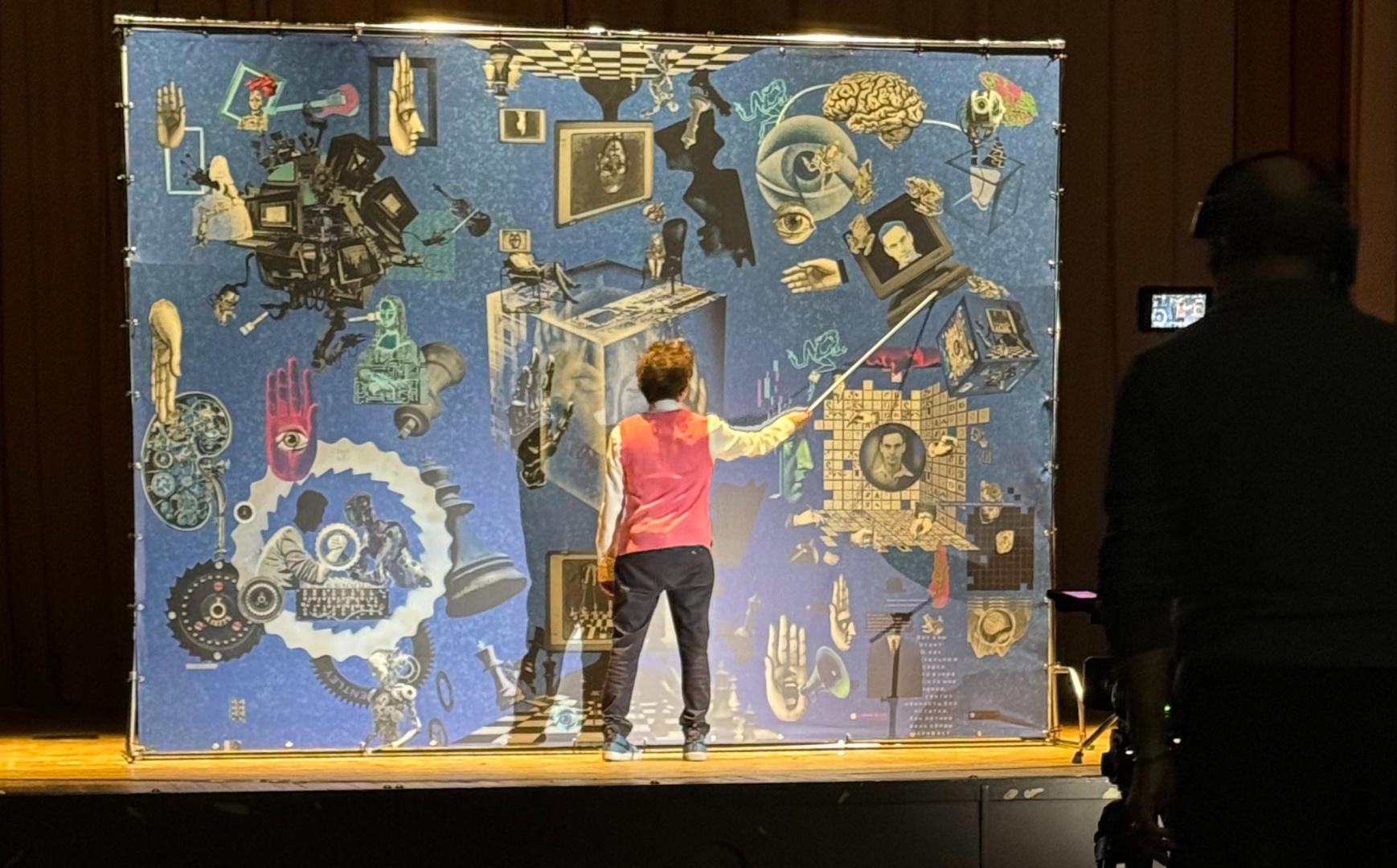 Сериал «Изобретая будущее» проводит питчинг космических стартапов