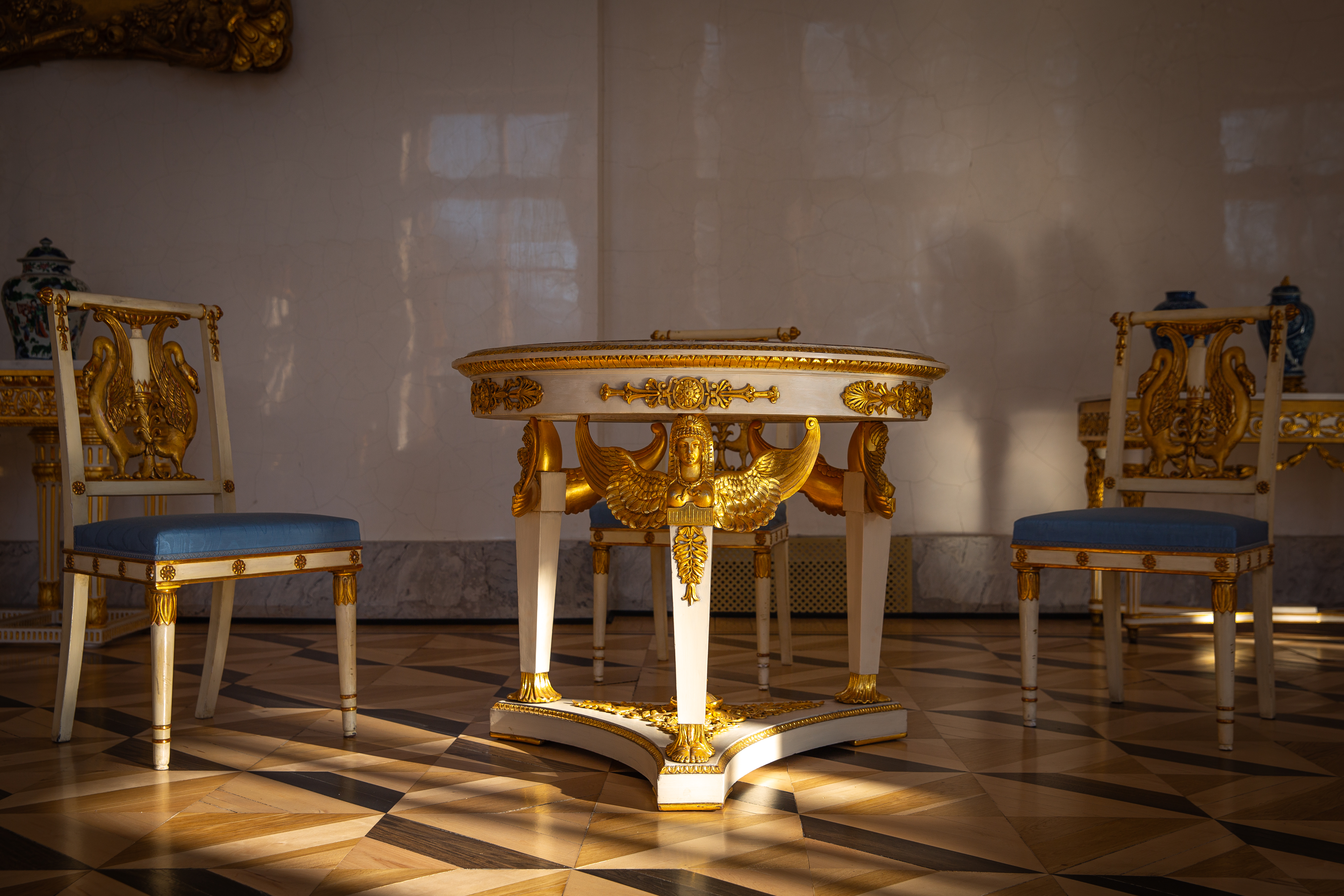 ГМЗ «Царское Село» получил в дар 128 раритетов XVIII – начала ХХ века1