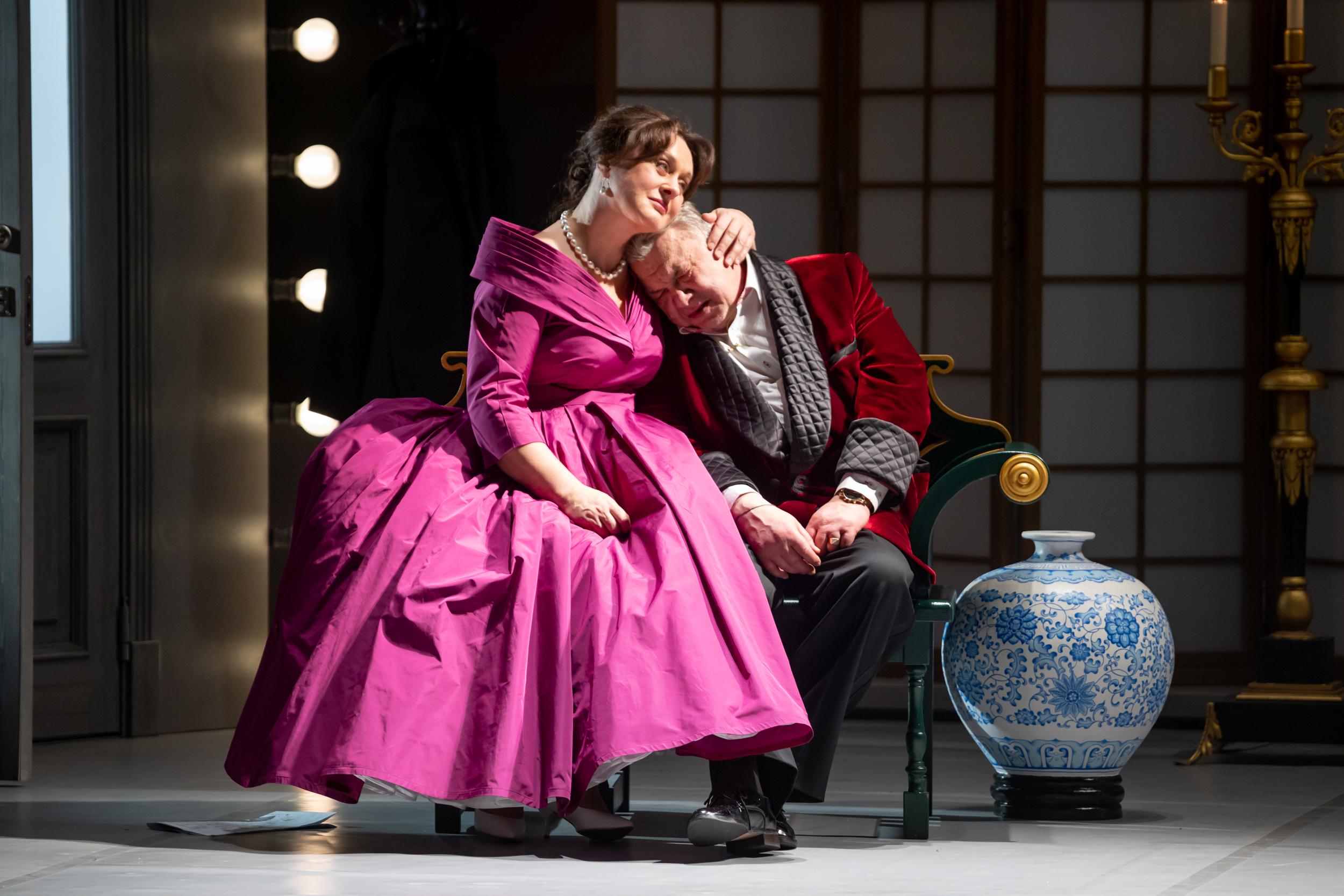 В январе Молодежный театр отпразднует сорокашестилетие и День артиста3