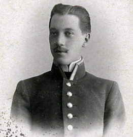 Петербург отмечает 140-летие Николая Гумилёва