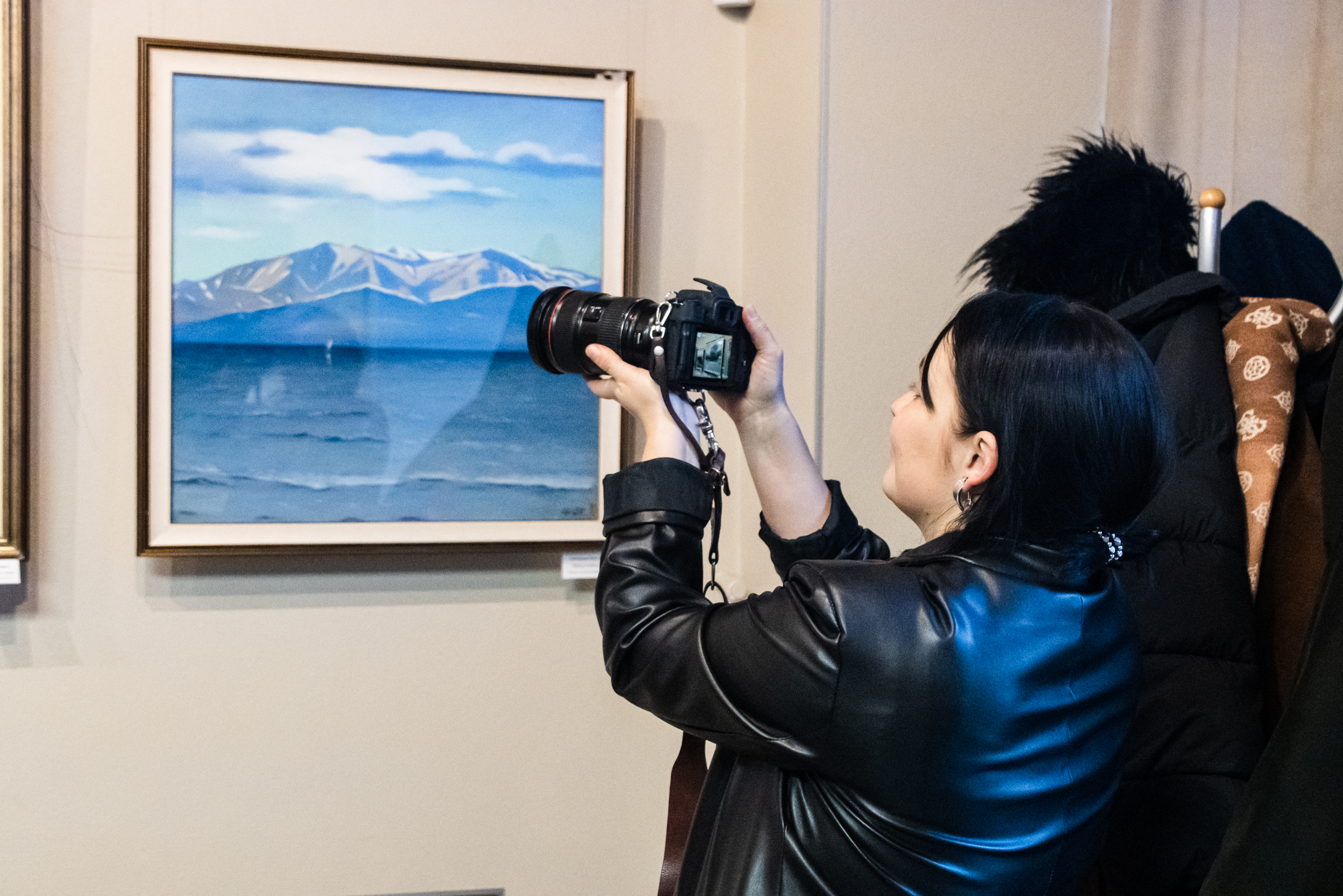 Вся красота зимы предстала на выставке Петра Гамаюнова4