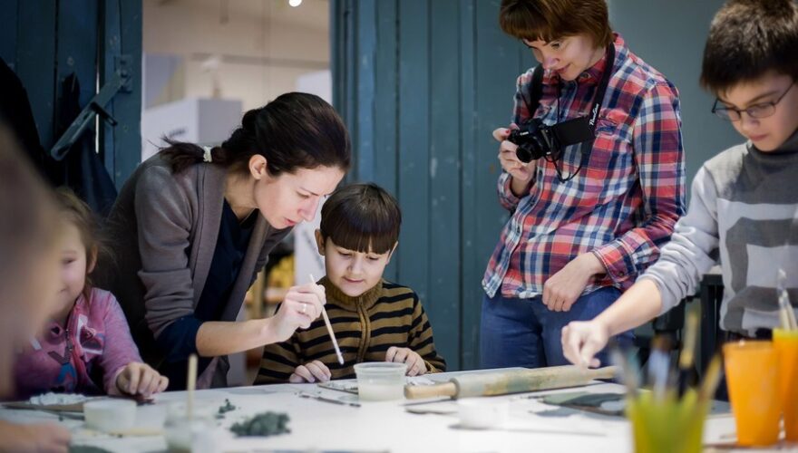 Мастерская Аникушина учит лепить грациозных балерин к 8 Марта