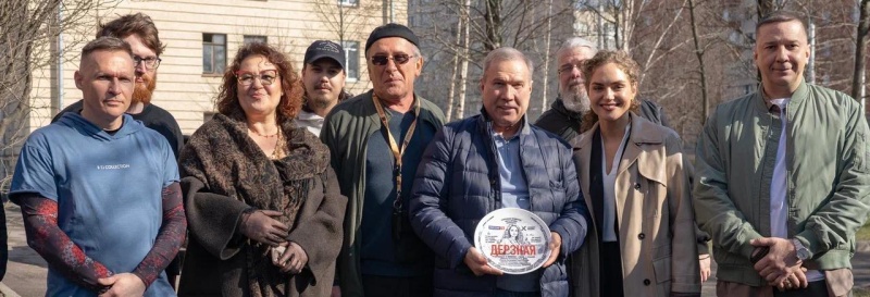 Обложка: Игорь Драка снимает в Петербурге сериал о дерзком следователе 