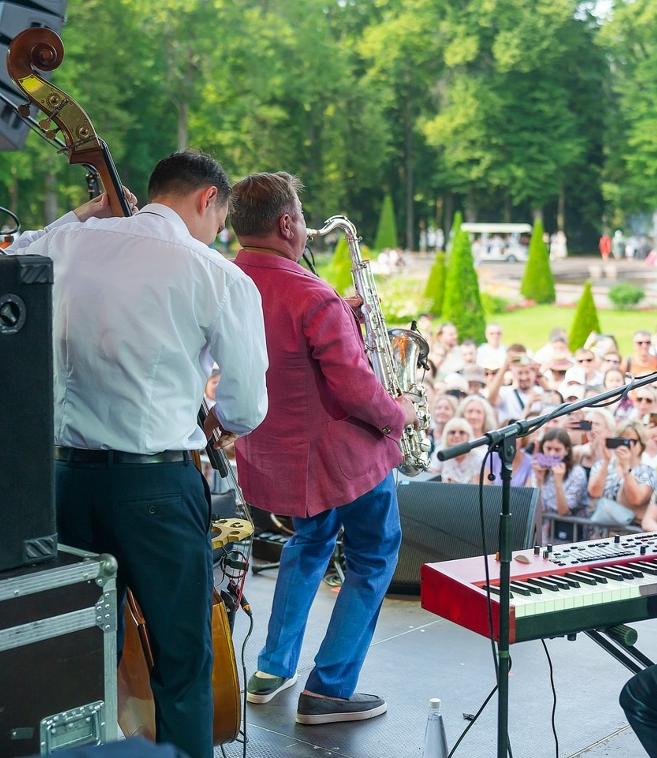 Санкт-Петербургский джазовый фестиваль продлевает набор волонтёров