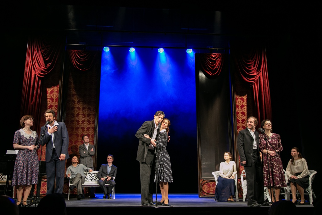 Правообладатель: Юлия Смелкина / Театр имени Ленсовета.