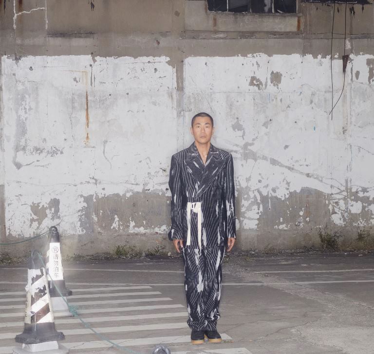 Китайский музыкант Хауи Ли. Фото предоставлено Центром современного искусства имени Сергея Курёхина. Правообладатель: Центр современного искусства имени Сергея Курёхина. 