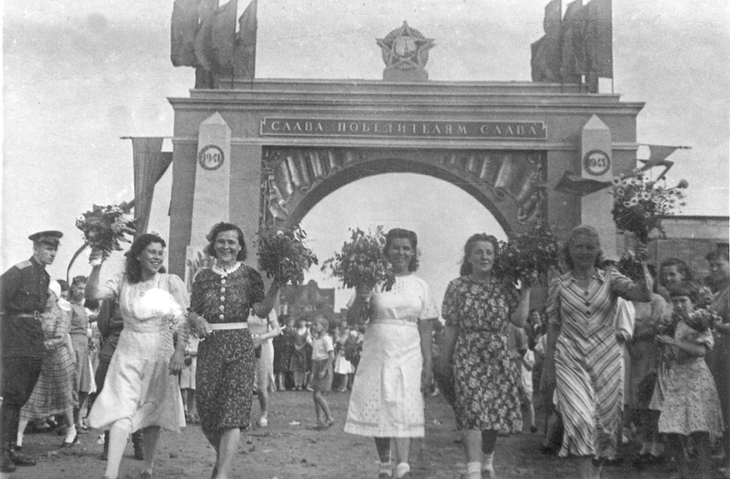 «Ленинградский парад Победы».