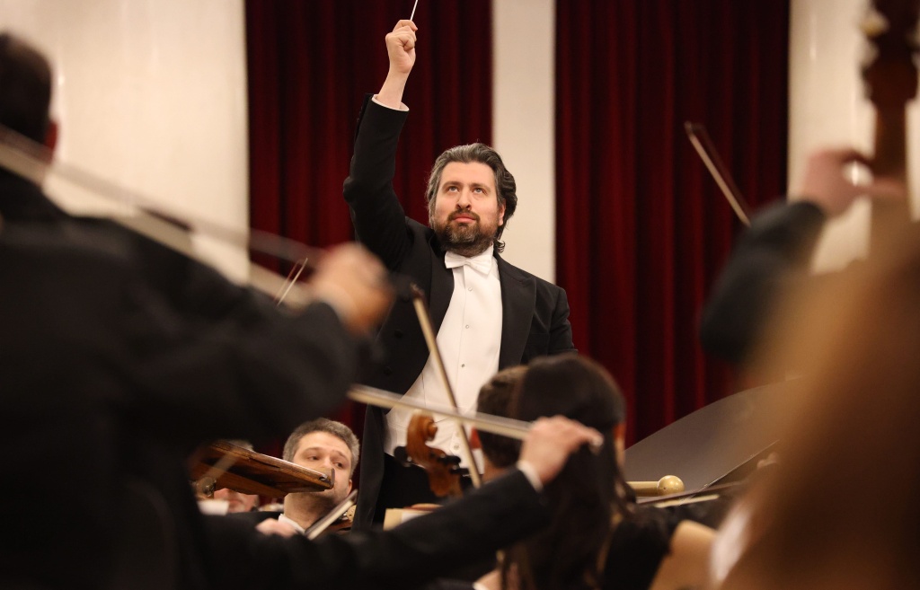 Дмитрий Юровский. Фото Анна Флегонтова.jpg