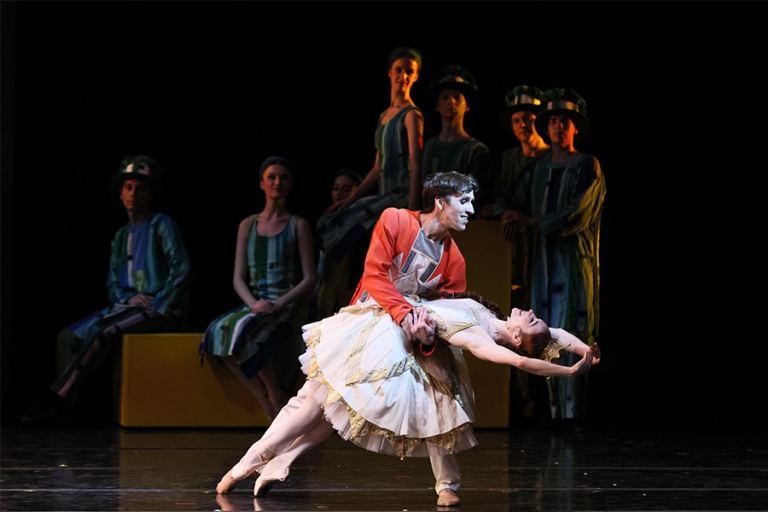 Балет Родиона Щедрина «Конёк-горбунок». Источник: mariinsky.ru. Автор: Наташа Разина. Правообладатель: mariinsky.ru. Балет Родиона Щедрина «Конёк-горбунок». Источник: mariinsky.ru. Автор: Наташа Разина. Правообладатель: mariinsky.ru.