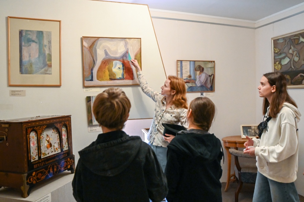 Правообладатель: museum12345.ru. Музей петербургского авангарда_Светлана Кожара.jpg