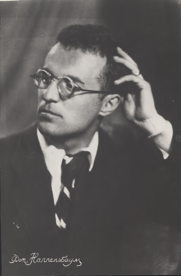 Георгий Свиридов. Фото: С.Наппельбаум (1940-е).jpg