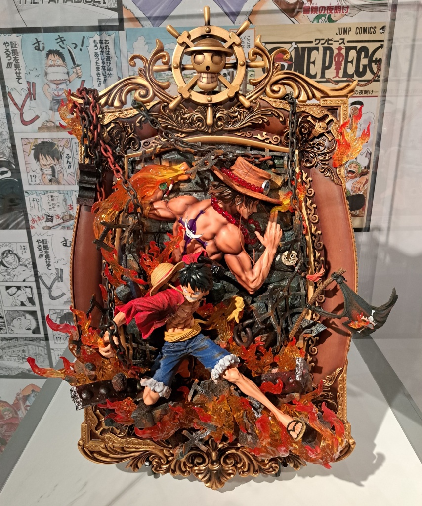 Скульптура Луффи и Эйса, персонажей манги и аниме "Ван-Пис" (2022 г.)