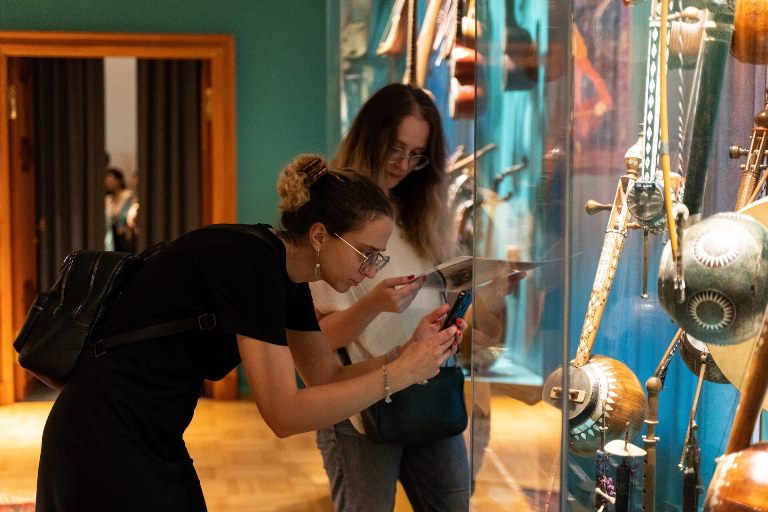 Фестиваль «Музыки мира». Источник: musfest.theatremuseum.ru. Правообладатель: musfest.theatremuseum.ru. Фестиваль «Музыки мира». Источник: musfest.theatremuseum.ru. Правообладатель: musfest.theatremuseum.ru.