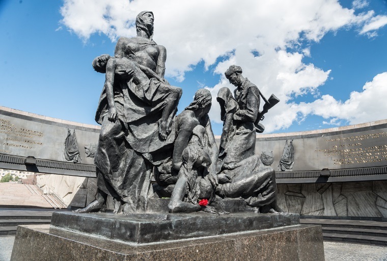 Монумент героическим защитникам Ленинграда на площади Победы. Фото: vk.com/monument_gzl